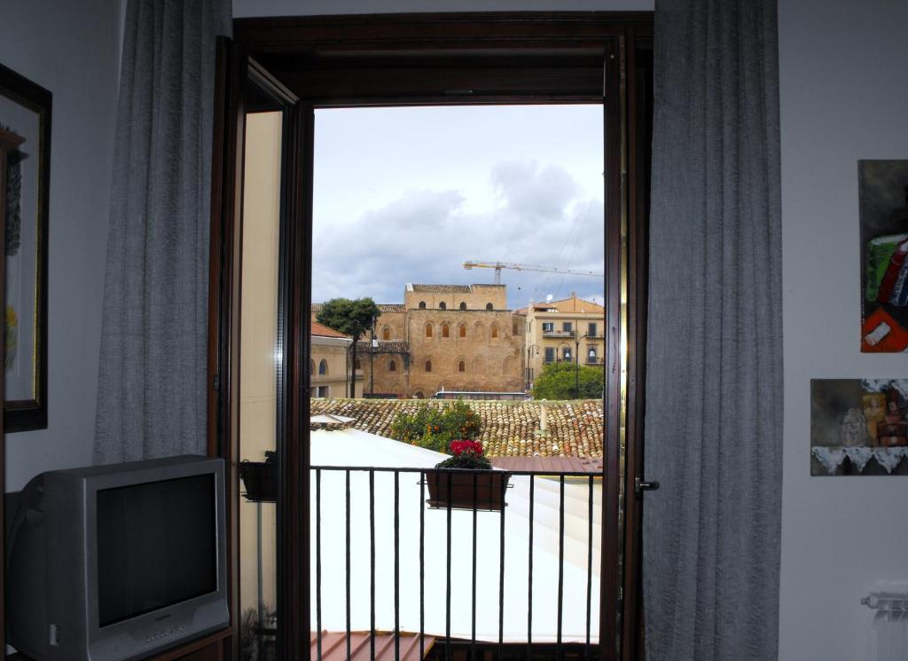 B&B Casa Degli Artisti Palermo Exterior photo